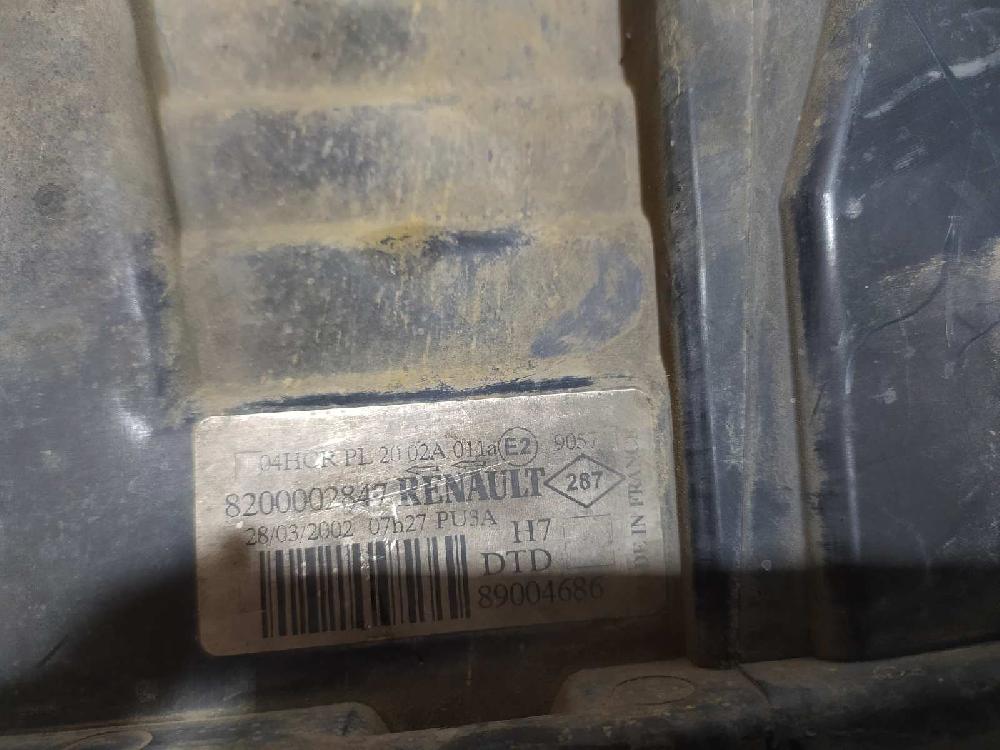 Headlamp rh F9Q 8200002847 de Renault Laguna ii (bg0) 2001-2007 120 CV - pieza usada