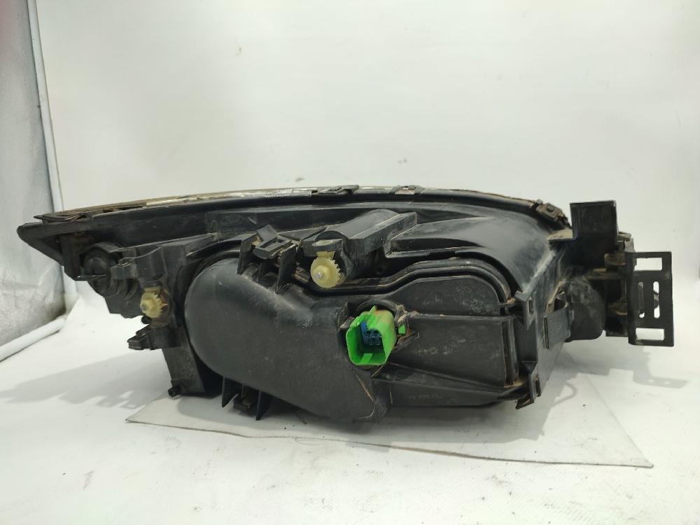 Scheinwerfer links FMBA 1435624 de Ford Mondeo iii sedán (b4y) 2000-2007 130 CV con 301019 km - pieza usada