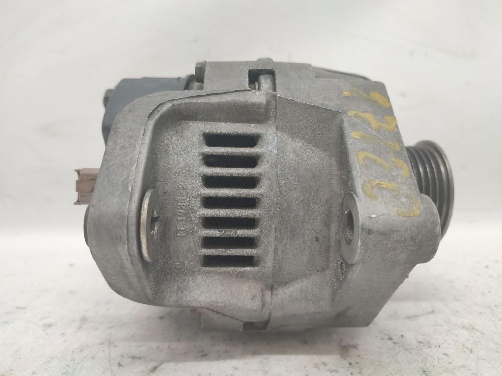 Alternador F8Q 7700436626 de Renault Megane scenic (ja0/1_) 1997-1999 64 CV con 182259 km - pieza usada