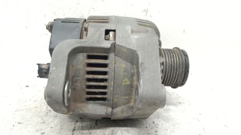 Alternator F9Q 8200054588 de Renault Megane i (ba0/1_) 1996-2003 80 CV con 158269 km