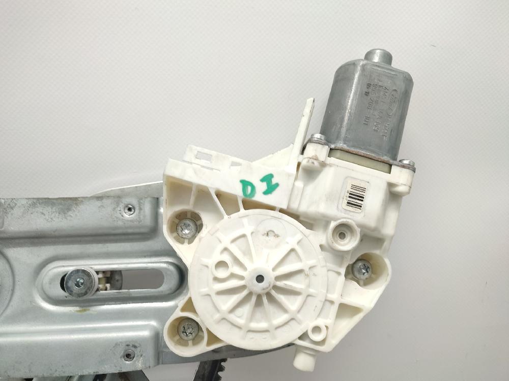 Elevalunas delantero izquierdo KKDA 1738645 de Ford Focus ii (da_, hcp, dp) 2005-2012 115 CV con 254226 km - pieza usada