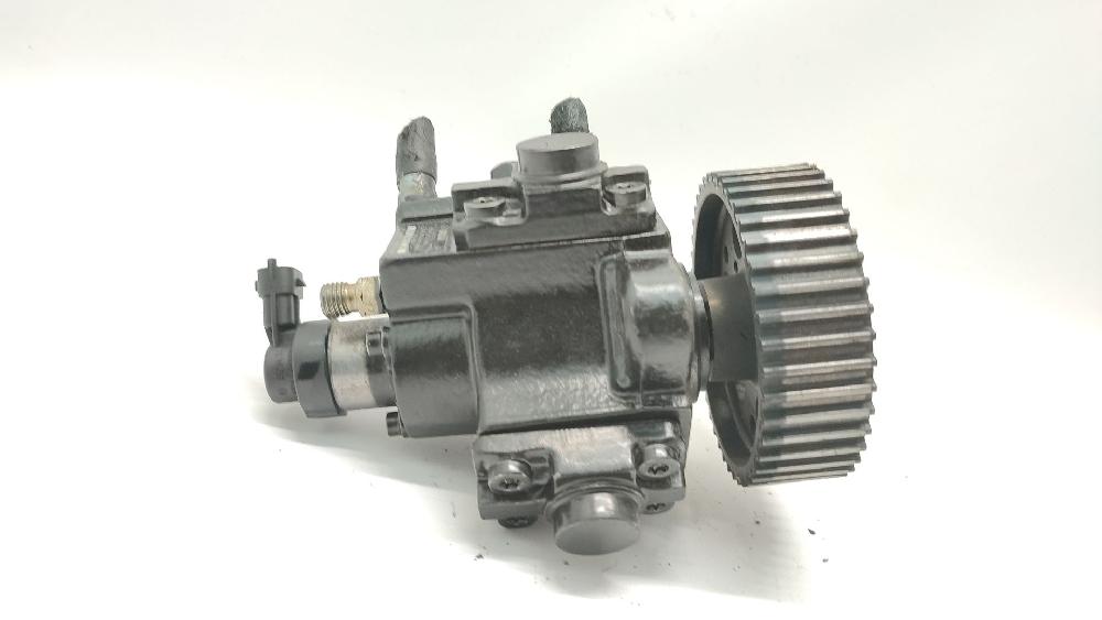 Injection pump Z19DT 0445010156 de Opel Astra h (a04) 2007-2014 120 CV con 334037 km - pieza usada