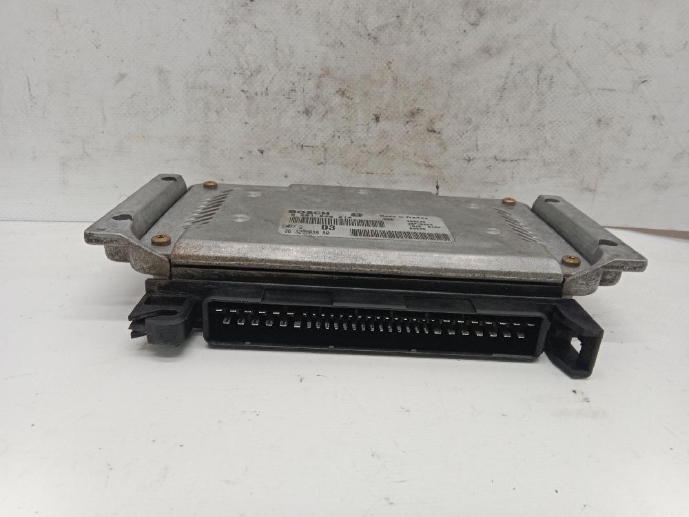 Centralita motor uce NFZ 9632693880 de Citroen Xsara (n1) 2000-2005 88 CV con 152487 km - pieza usada