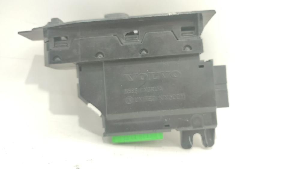 Mando elevalunas delantero derecho D5244T 30658117 de Volvo S60 i (384) 2001-2010 185 CV con 197779 km - pieza usada