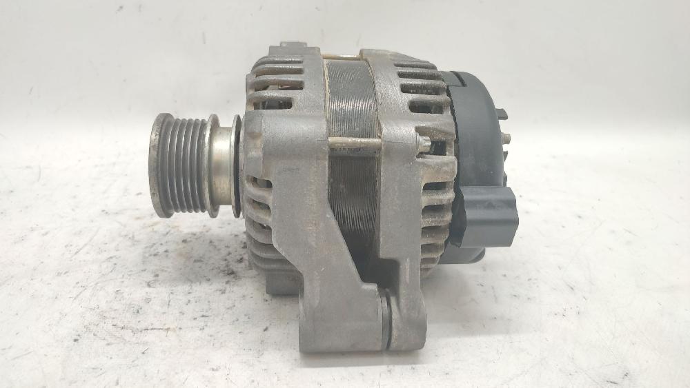 Alternador A20DTH 13502583 de Opel Insignia a (g09) 2008-2017 131 CV con 349274 km - pieza usada