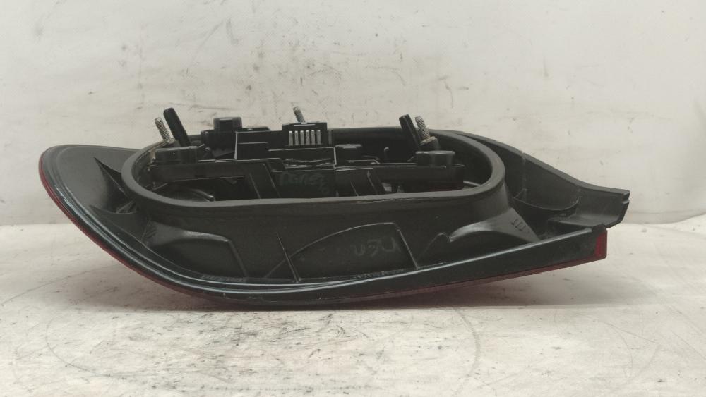 Scheinwerfer hinten rechts F9Q 7700428321 de Renault Megane i fase 2 berlina (ba0) 1999-2002 98 CV con 188704 km - pieza usada