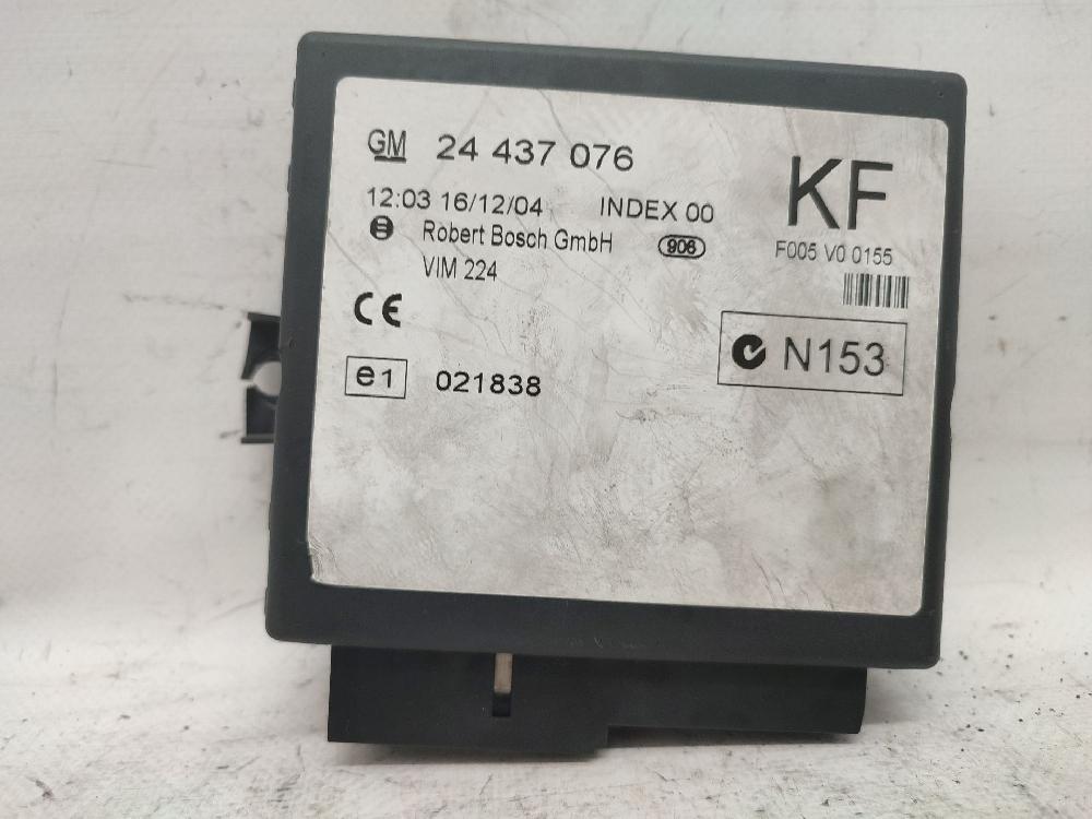 Módulo confort Y20DTH 24437076 de Opel Zafira a monospace (t98) 1999-2005 101 CV con 137842 km