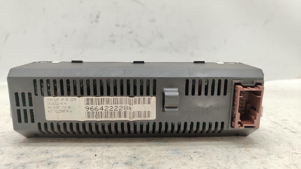 Multifunction screen 9HZ 9664222280 de Peugeot 1007 (km_) 2005-2008 109 CV con 174603 km - pieza usada