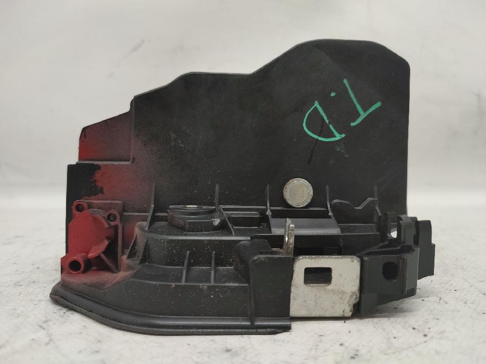Cerradura puerta trasera derecha 204D4 51227202148 de Bmw 1 (e87) 2007-2011 122 CV con 198741 km - pieza usada