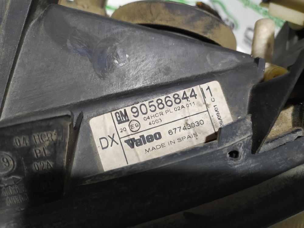 Faro izquierdo Z18XE 90586844 de Opel Vectra b (j96) 1995-2002 125 CV - pieza usada