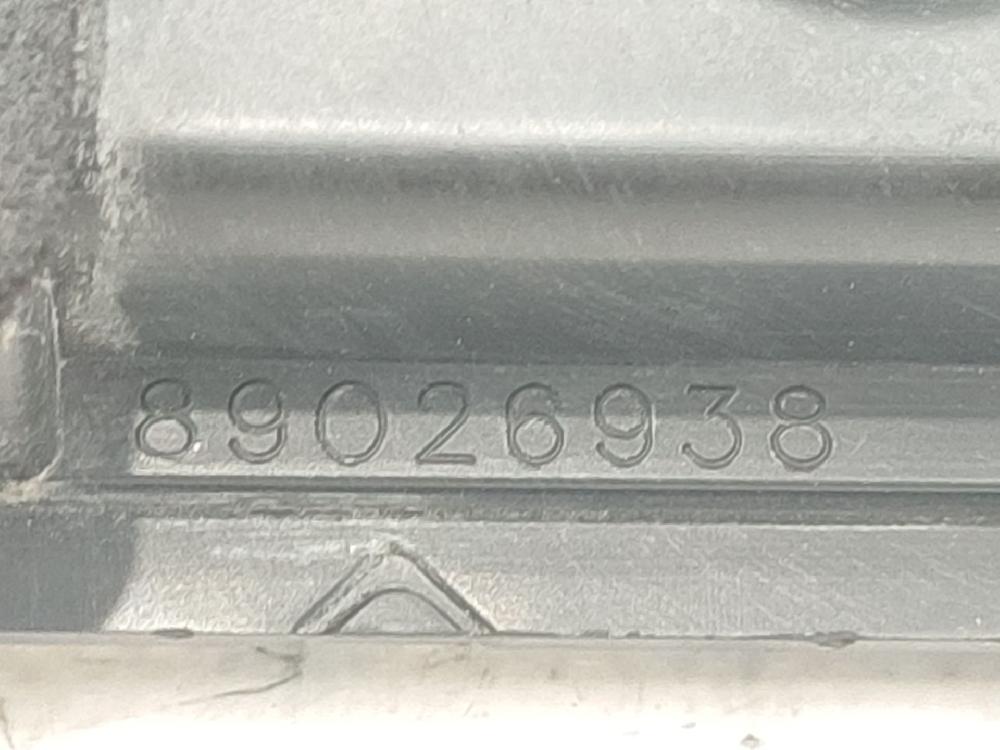 Portalámparas RHS 89026938 de Peugeot 307 break (3e) 2002-2008 107 CV con 162574 km - pieza usada