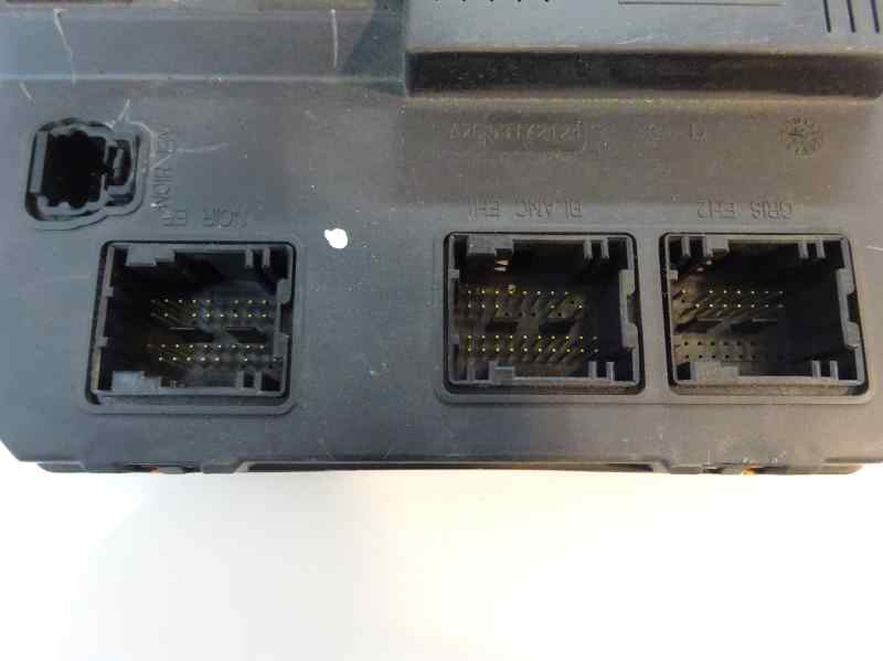 CAJA RELES FUSIBLES PEUGEOT 407 2.0 MT 136CV