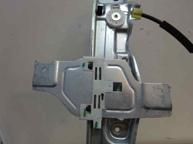 ELEVALUNAS TRASERO DERECHO PEUGEOT 2008 1.2 VTI MT 82CV
