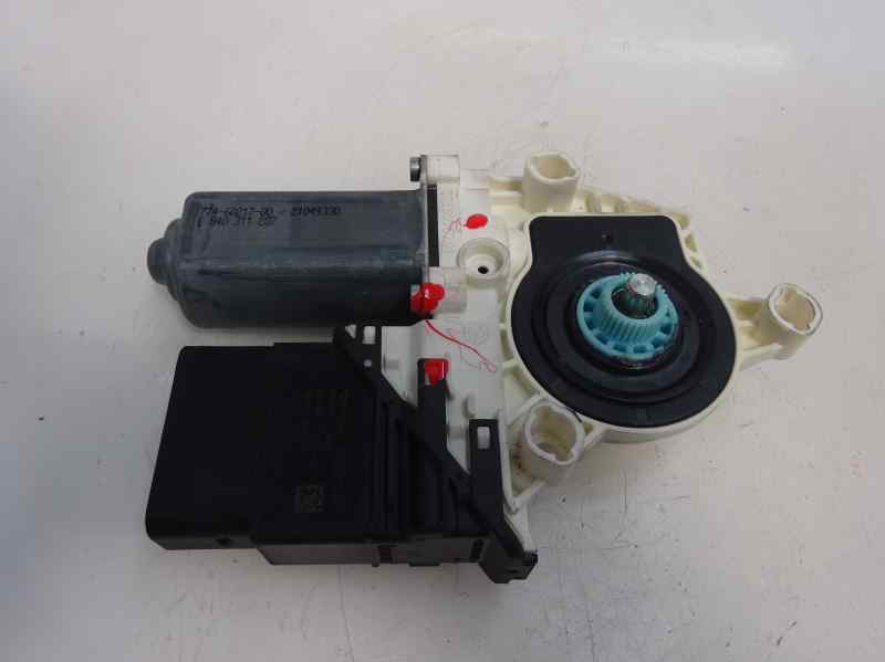MOTOR ELEVALUNAS TRASERO IZQUIERDO SEAT LEON 1.4 MT 125CV | 92KW