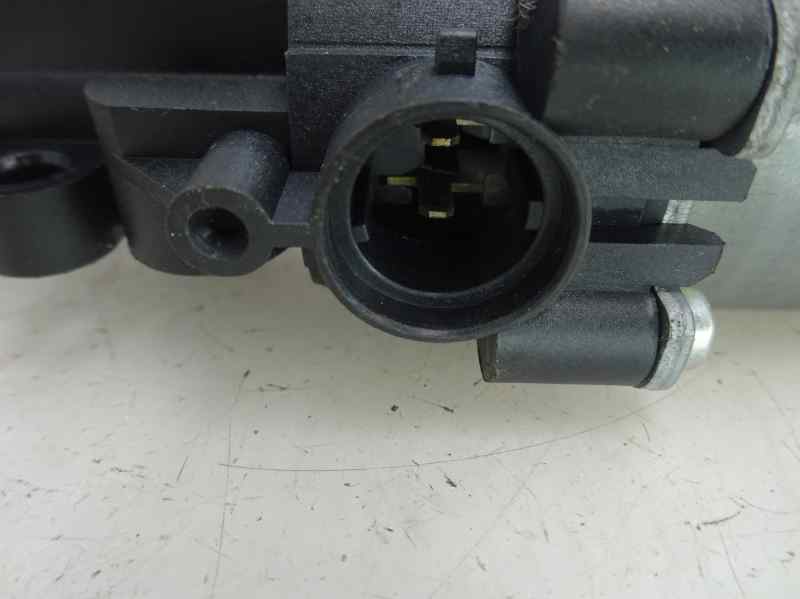 MOTOR ELEVALUNAS TRASERO IZQUIERDO HYUNDAI SONATA 2.4 MT 162CV