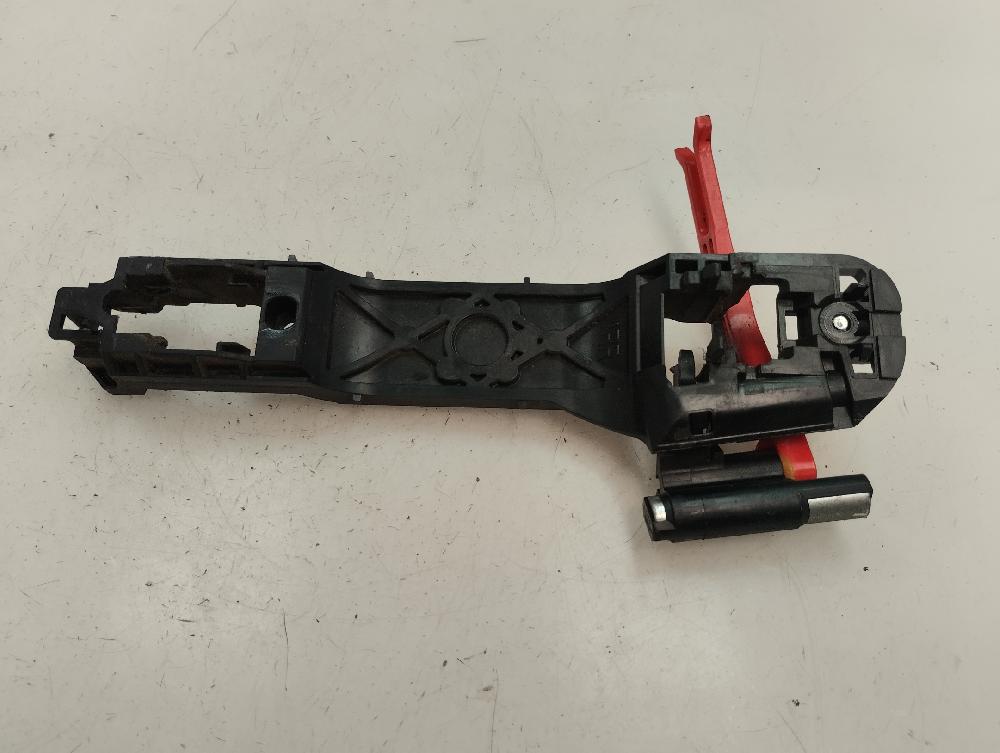 SOPORTE MANETA EXTERIOR PUERTA TRASERA DERECHA TOYOTA YARIS 1.5 MT 106CV
