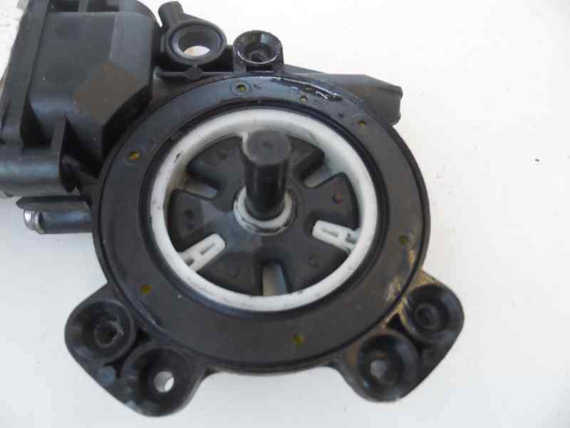 MOTOR ELEVALUNAS DELANTERO IZQUIERDO DACIA LOGAN 1.5 D MT 86CV