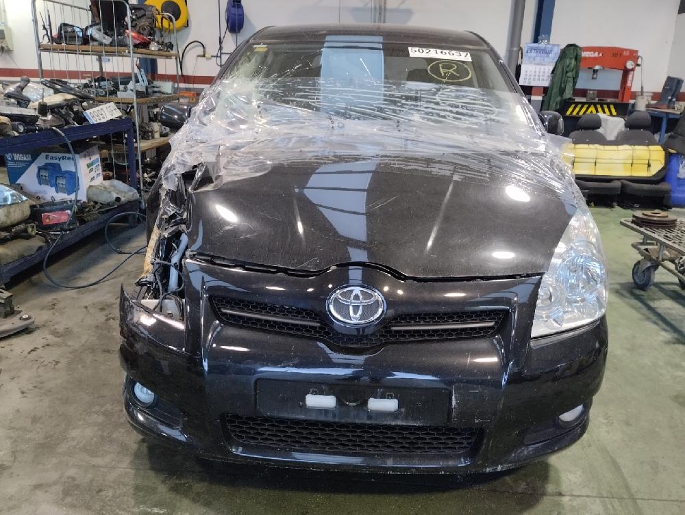 TOYOTA COROLLA VERSO 2004 1.8 AMT 129CV