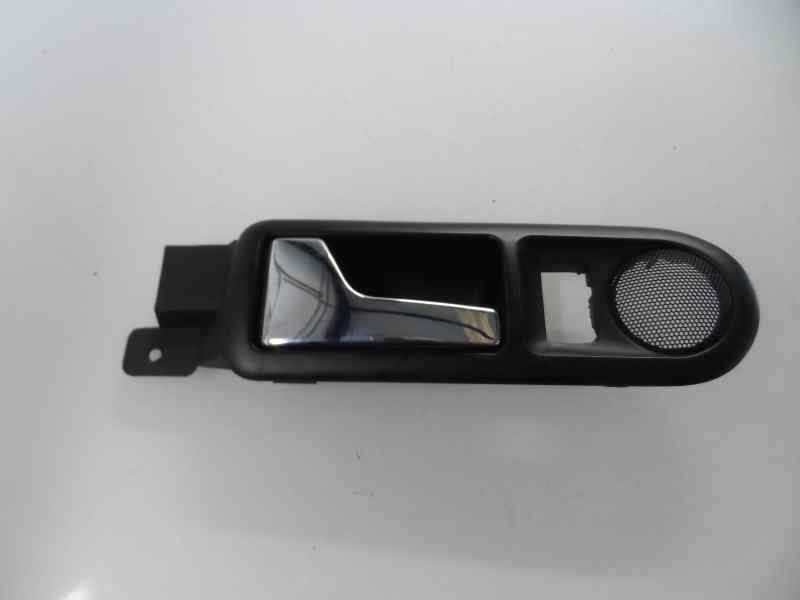MANETA INTERIOR TRASERA IZQUIERDA VOLKSWAGEN PASSAT 1.9 TDI 6MT 130CV