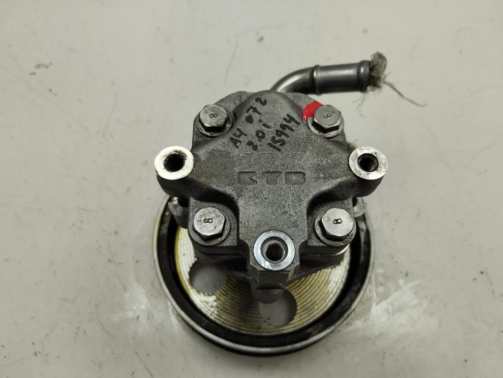 BOMBA DIRECCION AUDI A4 2.0 MT 131CV