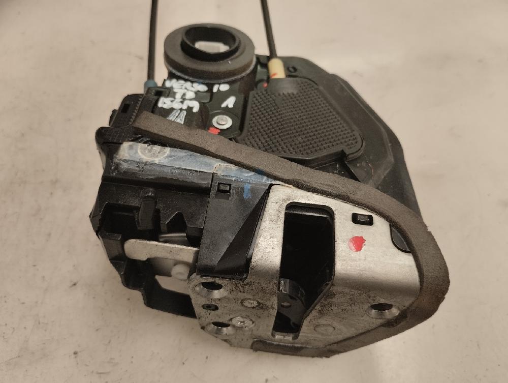CERRADURA PUERTA TRASERA DERECHA TOYOTA VERSO 2.0 D-4D MT 128CV