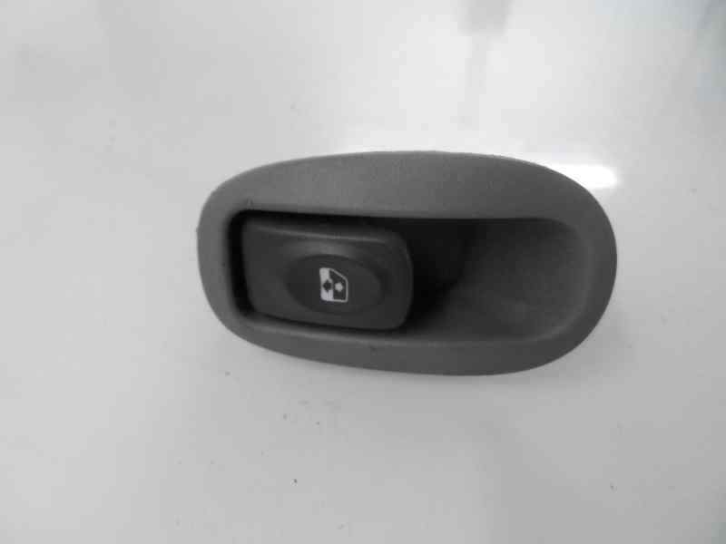 MANDO ELEVALUNAS TRASERO DERECHO RENAULT SCENIC 2.0 16V MT 4WD 139CV