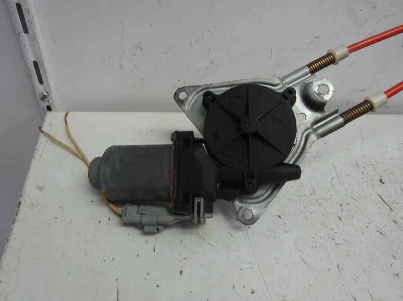 ELEVALUNAS DELANTERO DERECHO PEUGEOT 106 1.5 D MT 57CV