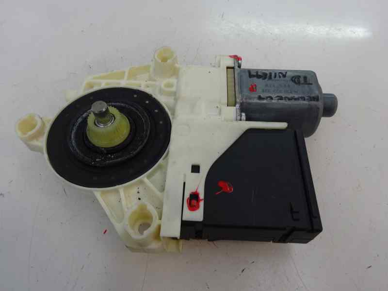 MOTOR ELEVALUNAS TRASERO DERECHO RENAULT MEGANE 2010 1.5 DCI MT 110CV