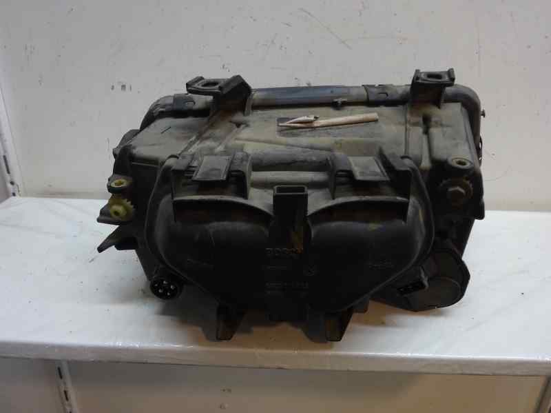 FARO IZQUIERDO AUDI A4 1.9 TDI AT 110CV