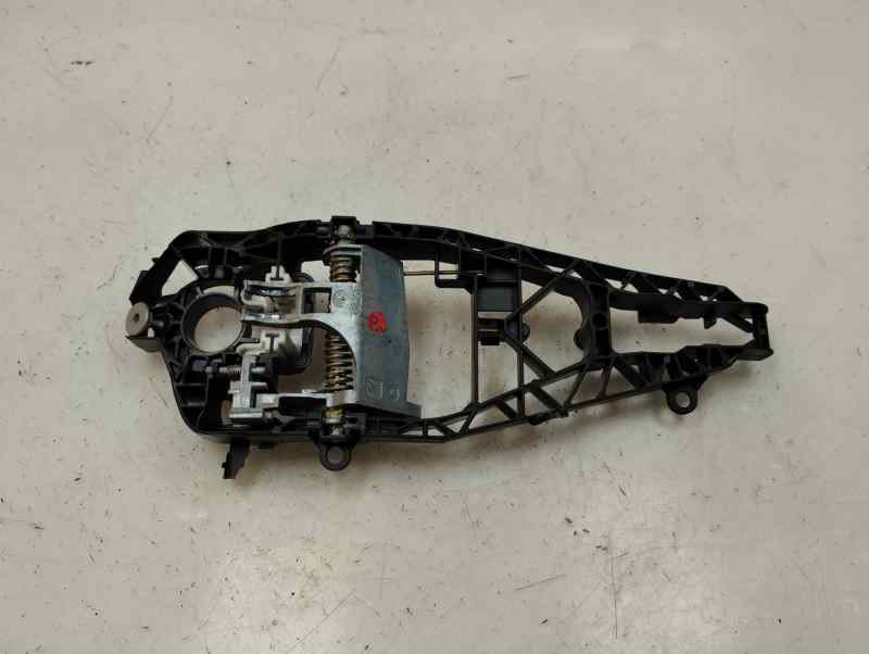 SOPORTE MANETA EXTERIOR PUERTA TRASERA IZQUIERDA BMW X1 1.5 16D SDRIVE MT 116CV