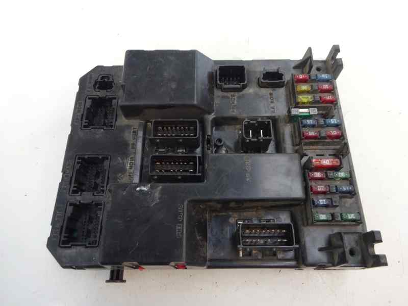 CAJA RELES FUSIBLES CITROEN C5 2003 2.0 HDI MT 109CV