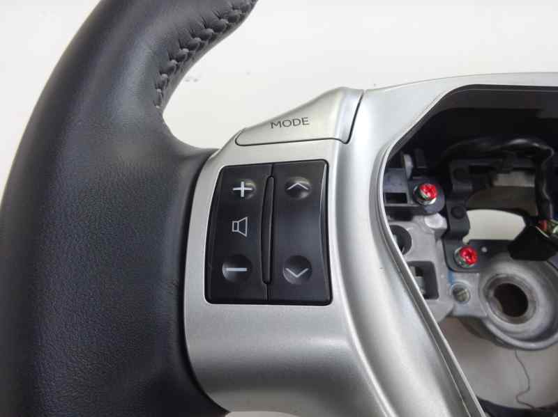 VOLANTE LEXUS CT 1.8CVT 99CV | 73KW