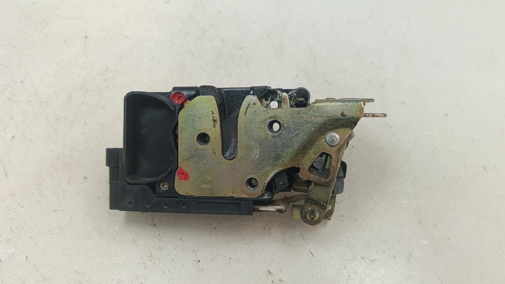 CERRADURA PUERTA DELANTERA IZQUIERDA DAEWOO NUBIRA 1.6 MT 109CV
