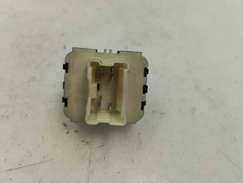 MANDO ELEVALUNAS DELANTERO IZQUIERDO DACIA SANDERO 0.9 TCE MT 90CV
