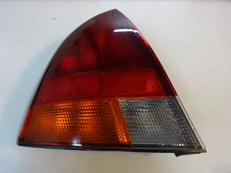 PILOTO TRASERO IZQUIERDO MITSUBISHI CARISMA 1.8 MT GDI 125CV | 92KW
