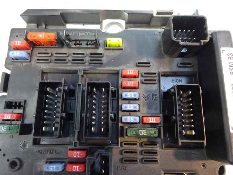 CAJA RELES FUSIBLES PEUGEOT 206 1.4 HDI MT 68CV