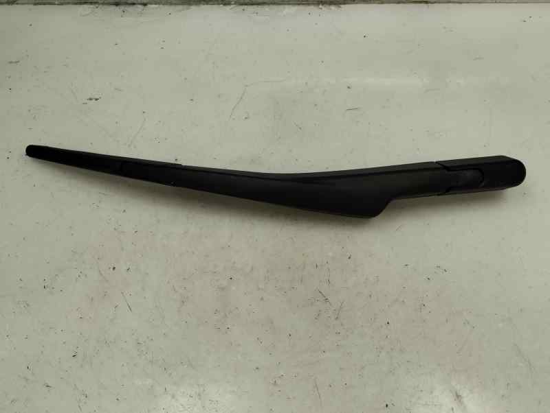 BRAZO LIMPIA TRASERO DS 3 1.2 MT 110CV | 81KW