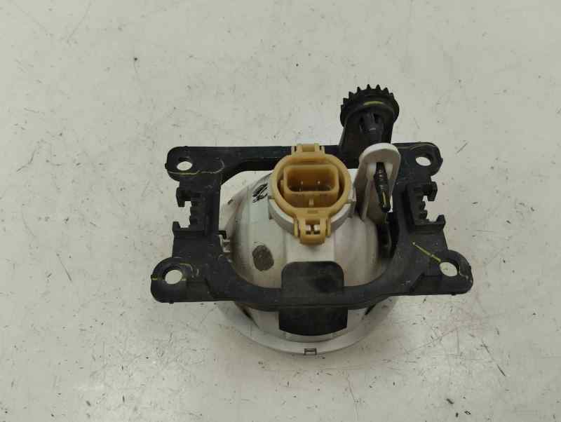 FARO ANTINIEBLA IZQUIERDO PEUGEOT 208 1.2 MT 110CV | 81KW