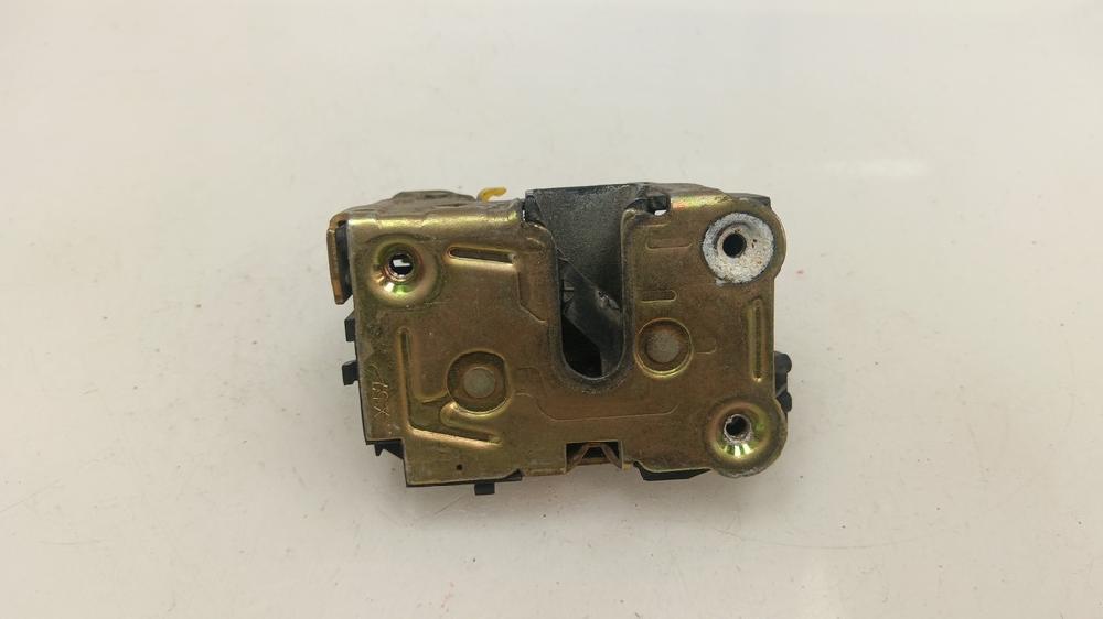 CERRADURA PUERTA DELANTERA IZQUIERDA RENAULT CLIO 1.2 MT 55CV
