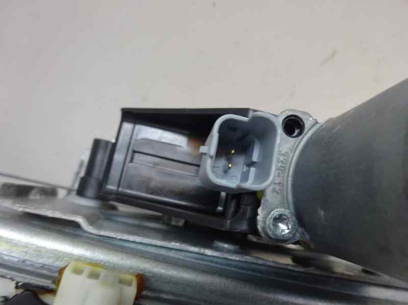 ELEVALUNAS DELANTERO DERECHO PEUGEOT 208 1.4 HDI MT 68CV