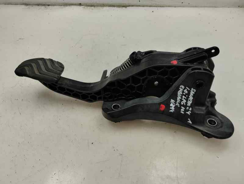 PEDAL EMBRAGUE DACIA SANDERO 1.0 MT 100CV | 74KW