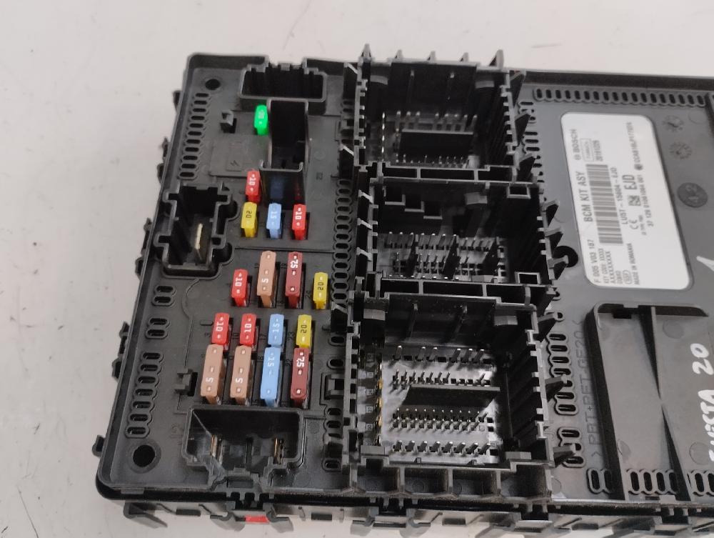 CAJA RELES FUSIBLES FORD FIESTA 1.5 TDCI DURATORQ MT 85CV | 63KW