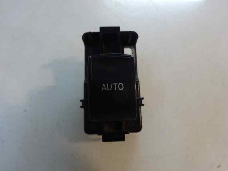 MANDO ELEVALUNAS DELANTERO DERECHO TOYOTA PRIUS 1.8CVT 99CV