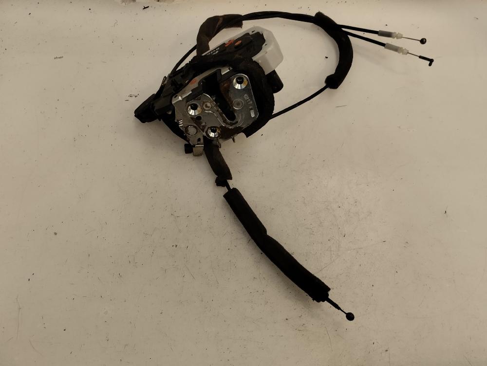 CERRADURA PUERTA TRASERA DERECHA NISSAN MICRA 1.2 MT 80CV