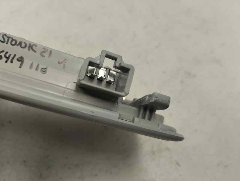 LUZ INTERIOR KIA STONIC 1.0 GDI MT 120CV | 88KW