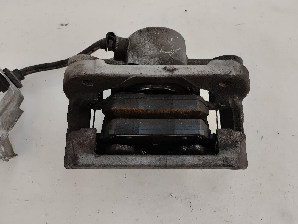 PINZA FRENO DELANTERA DERECHA BMW SERIE 1 2007 2.0 MT 150CV | 110KW