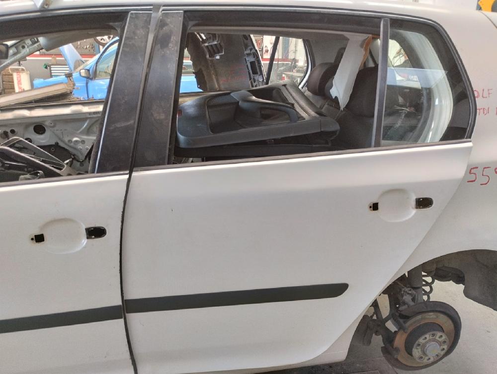 PUERTA TRASERA IZQUIERDA VOLKSWAGEN GOLF 1.9 TDI 5MT 105CV