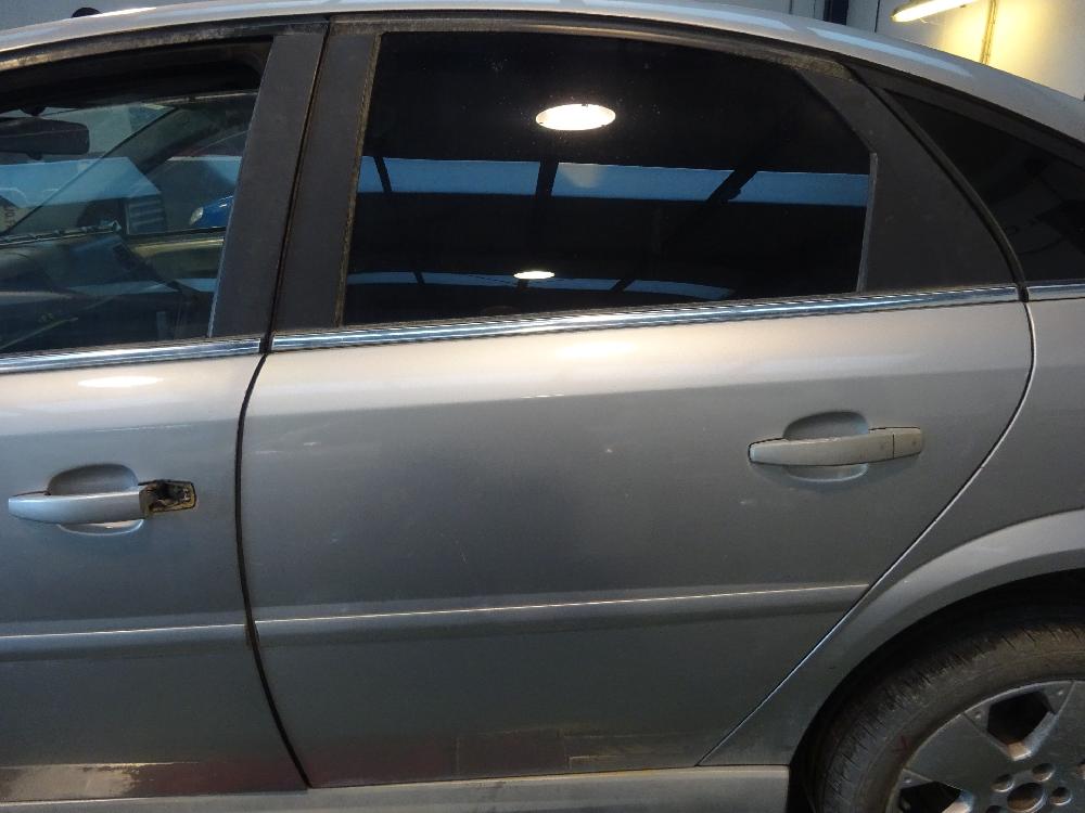 PUERTA TRASERA IZQUIERDA OPEL VECTRA 1.9 CDTI MT 120CV | 88KW
