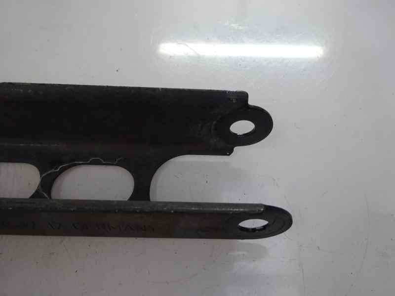 BRAZO SUSPENSION INFERIOR TRASERO DERECHO BMW SERIE 1 1.6 116I MT 115CV