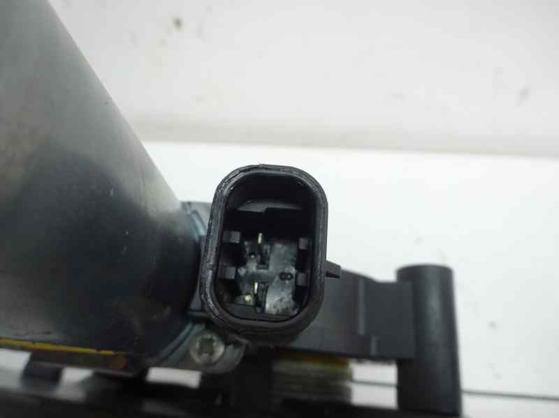 ELEVALUNAS DELANTERO DERECHO FIAT GRANDE PUNTO 1.4 6 MT 77CV